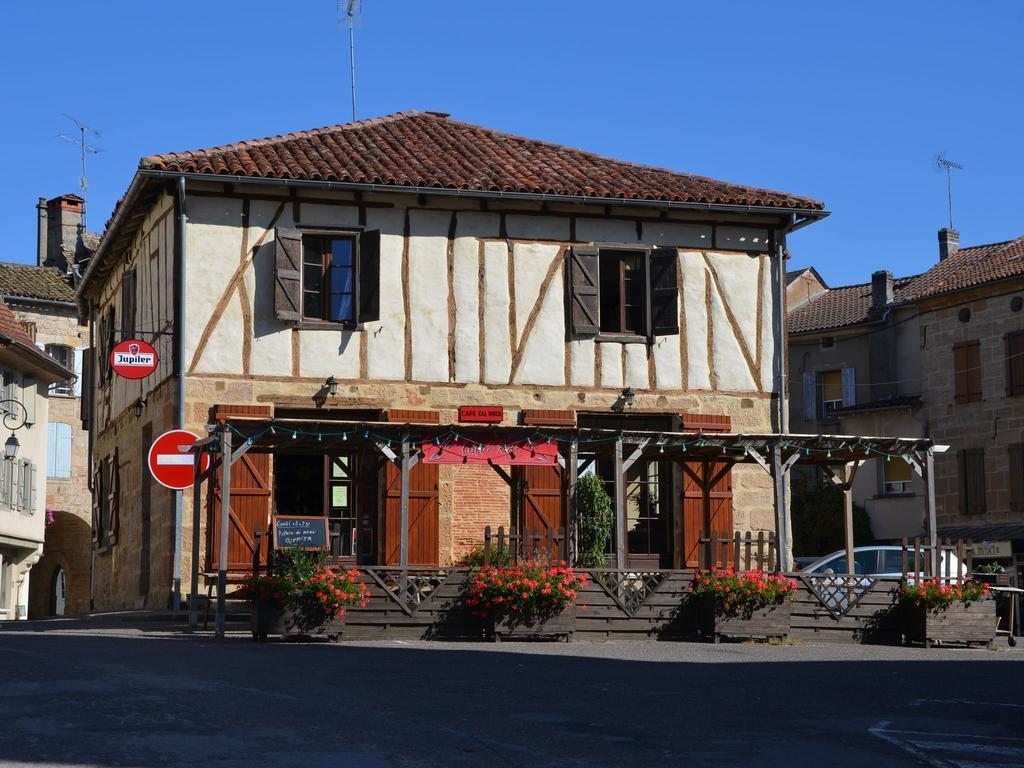 Le Lac Bleu Lacapelle-Marival Exterior photo